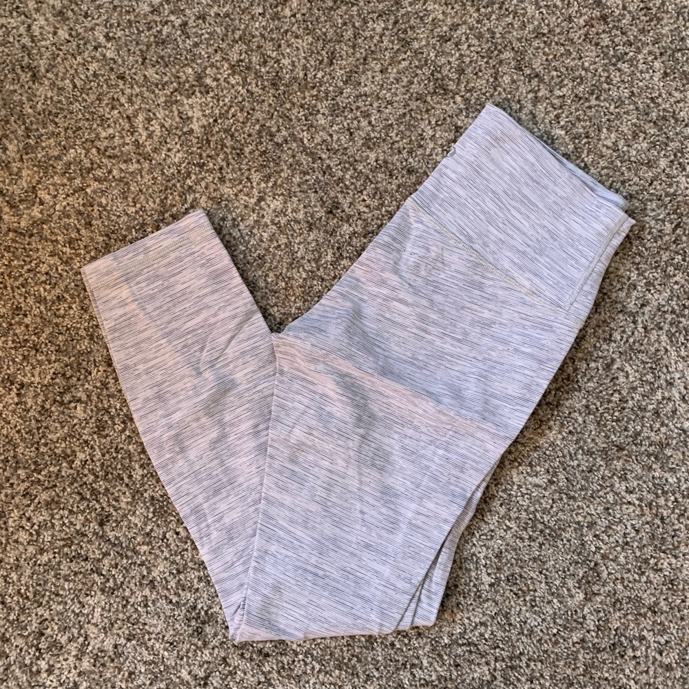 Worn but comfy Full Luon Wunder Unders